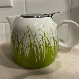 Tea Forte PUGG Ceramic Teapot - Spring Grass